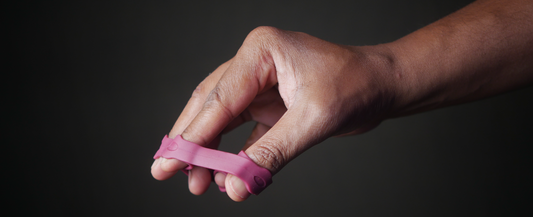 Wie man den perfekten Dart-Grip entwickelt. Verschiedene Griffarten im Vergleich und wie man die eigene findet